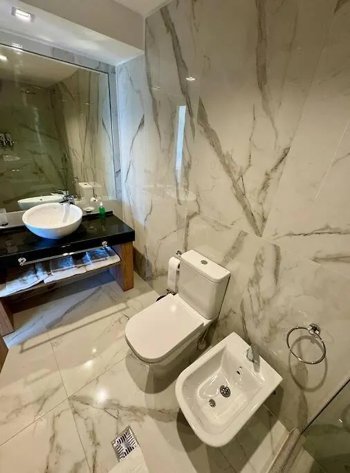 Hermoso Dpto. En Torre Leloir, Seguridad 24 Hs Villa Marini Daire